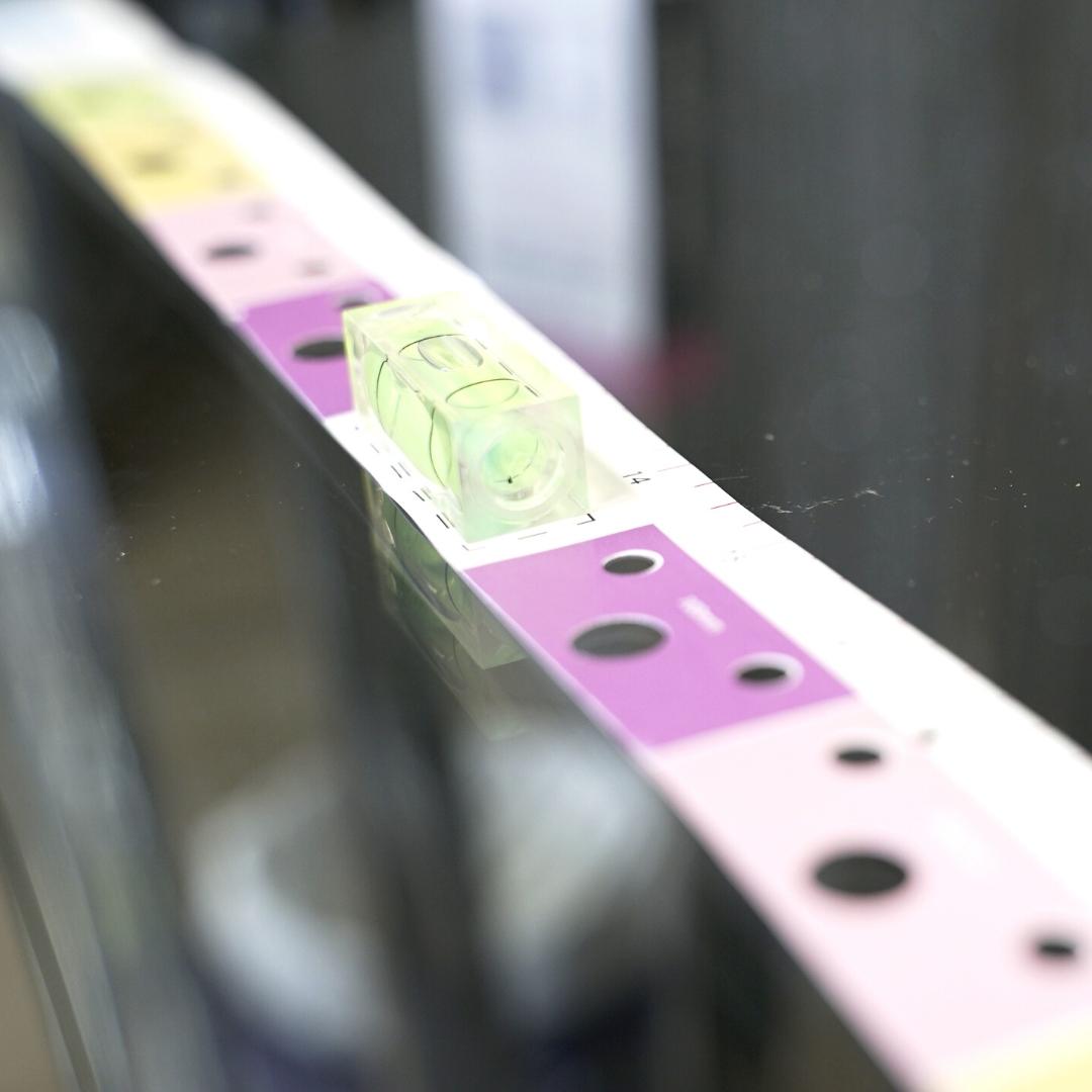 color mounting template for hangsmart tv No Tools Required Bundle